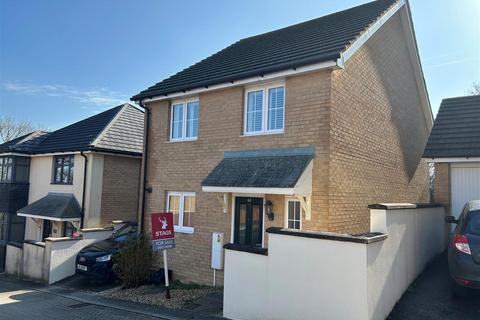 4 bedroom detached house for sale, Centenary Way, Threemilestone, Truro