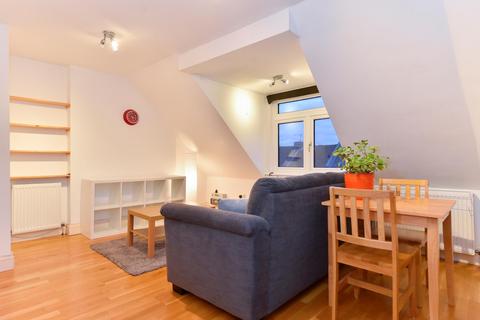 1 bedroom apartment to rent, Avondale Road, London, N15