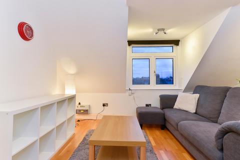 1 bedroom apartment to rent, Avondale Road, London, N15