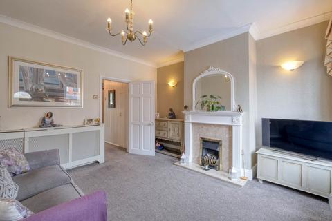 3 bedroom terraced house for sale, Shrubbery Road, Bromsgrove, B61