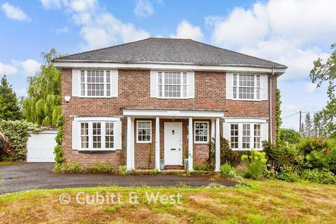 5 bedroom detached house for sale, Gadbridge Lane, Ewhurst, Cranleigh, Surrey