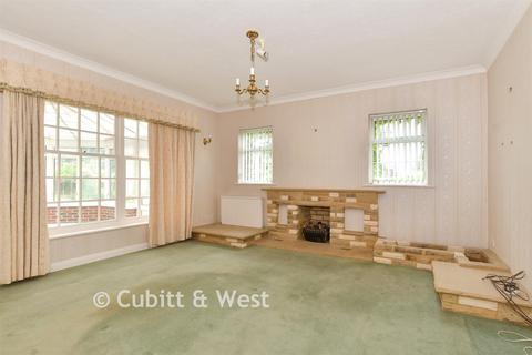 5 bedroom detached house for sale, Gadbridge Lane, Ewhurst, Cranleigh, Surrey