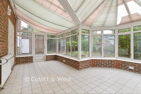 5 bedroom detached house for sale, Gadbridge Lane, Ewhurst, Cranleigh, Surrey