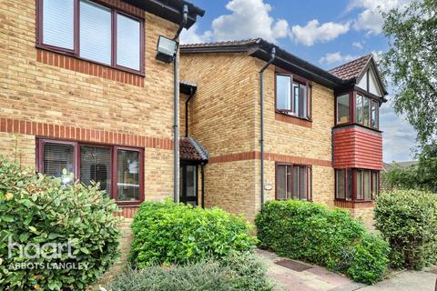 1 bedroom apartment for sale, College Road, Abbots Langley