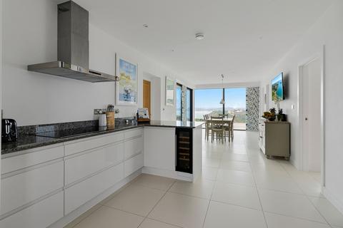 4 bedroom detached house for sale, Whidborne Close, Torquay, TQ1