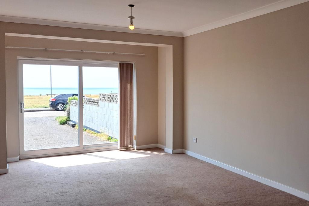 Sitting/Dining Room
