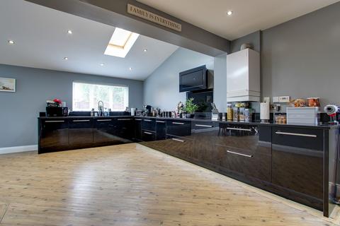 11a The Lovells, Emneth, Wisbech, PE14 8DW
