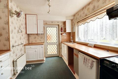 3 bedroom semi-detached house for sale, Milton Grove, Stafford