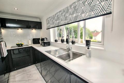 6 Ash Road, Baillieston, Glasgow, G69 7EF
