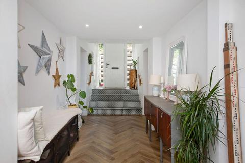 4 bedroom detached house for sale, Strand Hill, Dawlish EX7