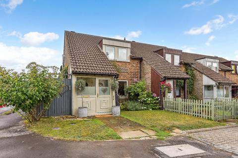1 Hamilton Close, Stedham, Midhurst, GU29 0NF
