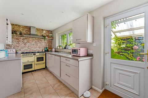 1 Hamilton Close, Stedham, Midhurst, GU29 0NF