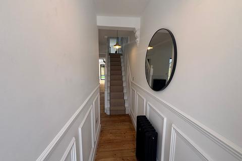 undefined, Aubrey Road, London, E17