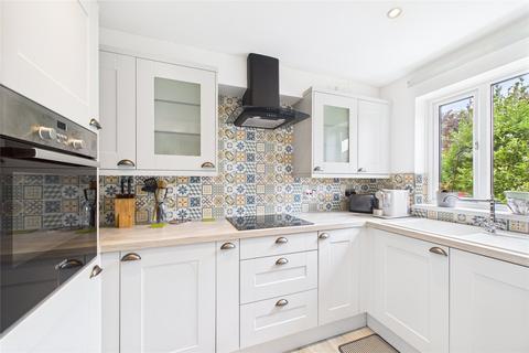 6, Marshaw Court Bamburgh Close, Reading, RG2 7UF