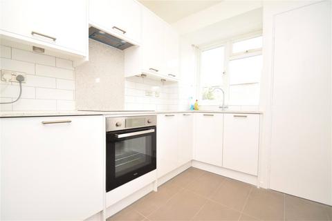 4 Cumberland Close, Twickenham, TW1 1RS