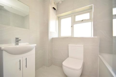 4 Cumberland Close, Twickenham, TW1 1RS