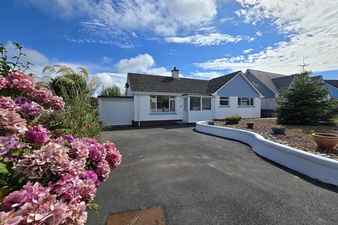 2 bedroom bungalow for sale, Fairlea Crescent, Northam