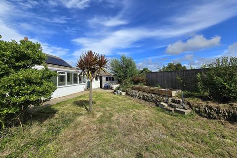 2 bedroom bungalow for sale, Fairlea Crescent, Northam