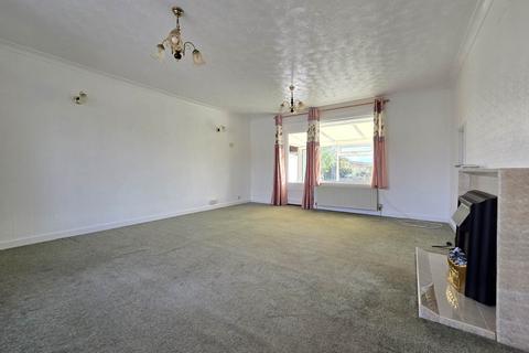 2 bedroom bungalow for sale, Fairlea Crescent, Northam