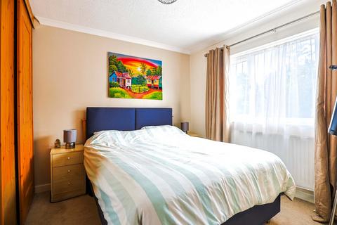 28 Linnet Close, Letchworth Garden City, SG6 4FA