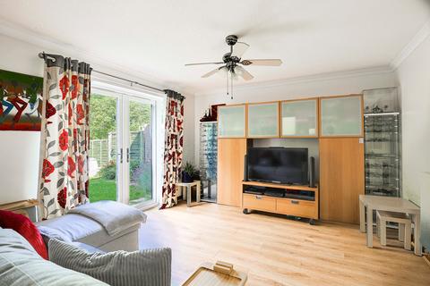 28 Linnet Close, Letchworth Garden City, SG6 4FA