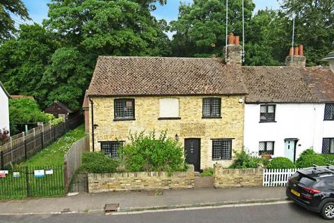 3 bedroom end of terrace house for sale, Hertingfordbury Road, Hertingfordbury SG14