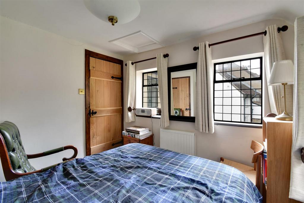 Bedroom 2 2.jpg