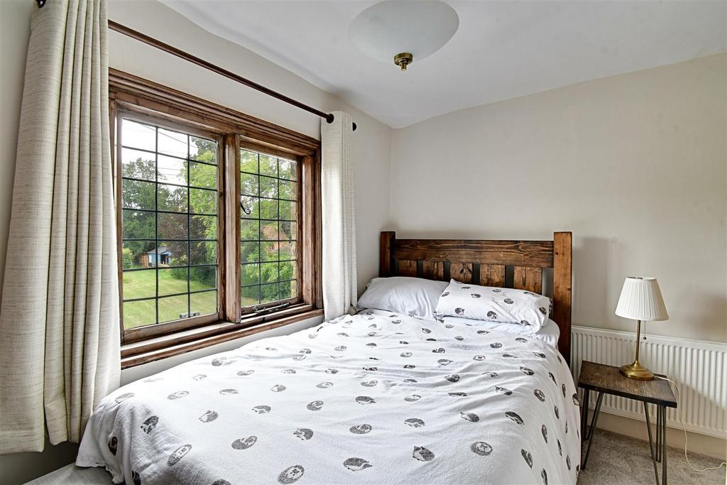 Bedroom 3 2.jpg