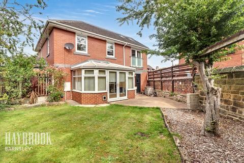 4 bedroom detached house for sale, Gawber Road, Old Town
