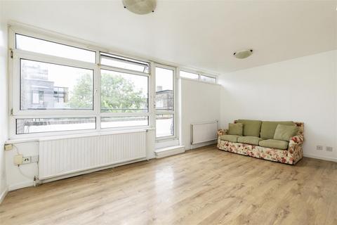 2 bedroom flat to rent, Kingsland, Broxwood Way, London NW8