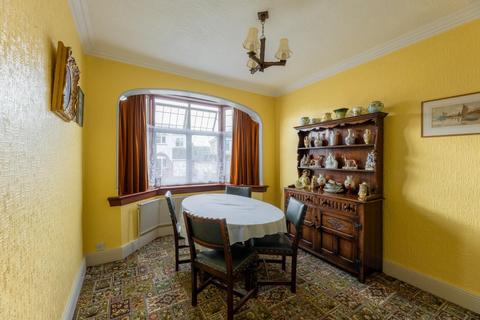 undefined, Unwin Crescent, Stourbridge, DY8 3UY