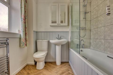 45 School Road, Monkton Heathfield, Taunton, TA2 8PE