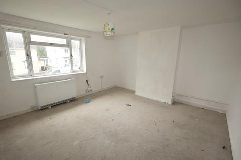2 bedroom flat for sale, Frederick Court, Wells
