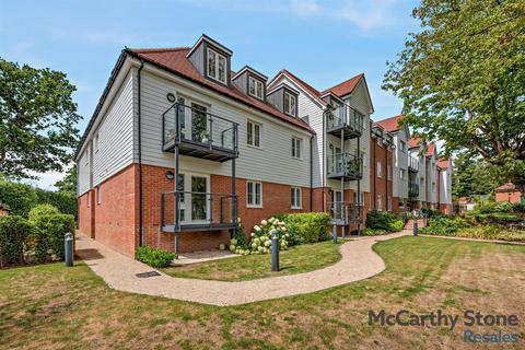 2 bedroom apartment for sale, Highgate Hill, Hawkhurst