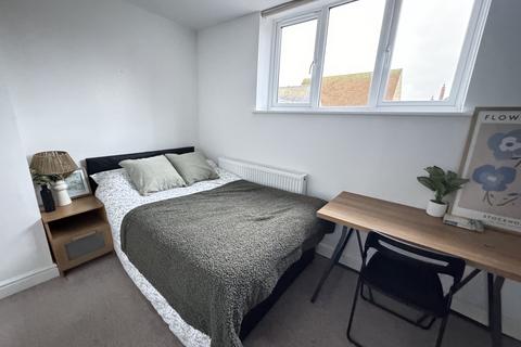 6 bedroom terraced house to rent, Lincoln LN5