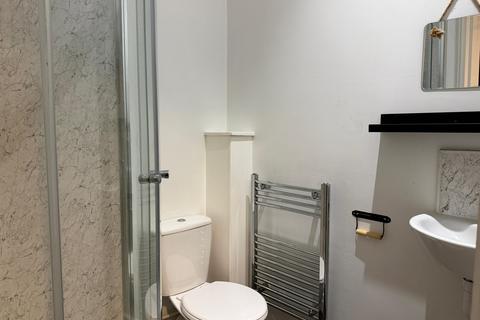 undefined, Lincoln LN5