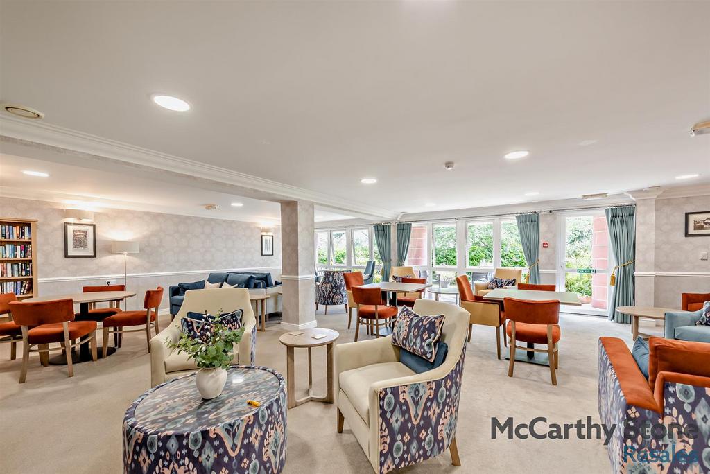 Homeowners Lounge