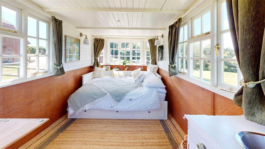 Shepherd Hut