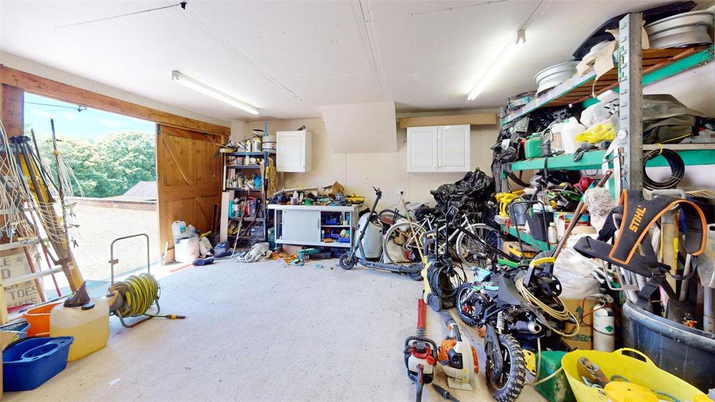 Triple Garage