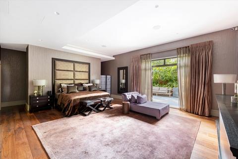 undefined, The Bishops Avenue, London, N2