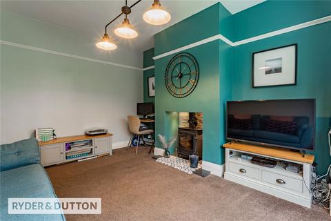 37 Broadway, Royton, Oldham, OL2 5DD