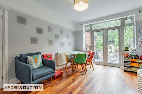 37 Broadway, Royton, Oldham, OL2 5DD