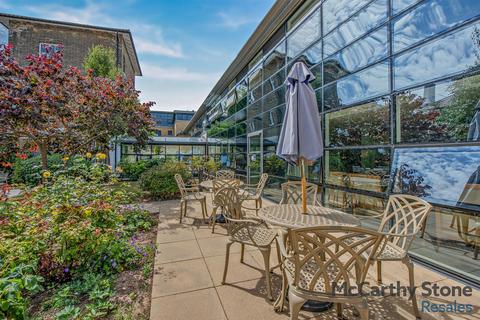 1 bedroom apartment for sale, Amelia Court, Union Place, Worthing, BN11 1AH