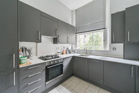 undefined, Gilbert Close, Woolwich, London, SE18