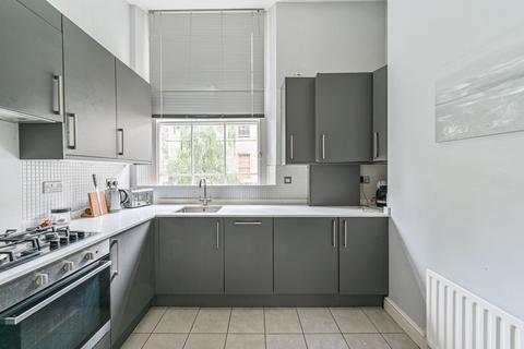 2 bedroom flat for sale, Godwin House, Woolwich, London, SE18