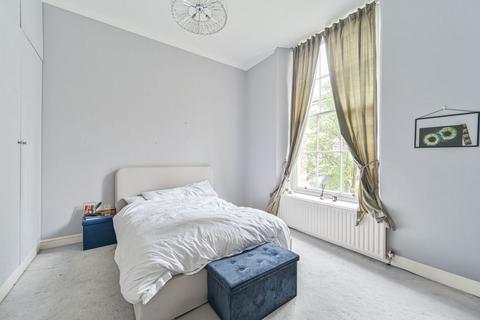 2 bedroom flat for sale, Godwin House, Woolwich, London, SE18