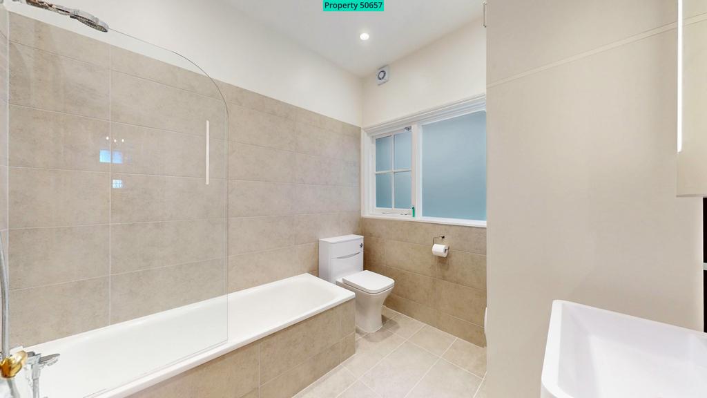 Brand new fitted white bathroom suite