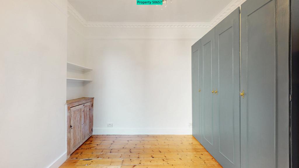 Floor to ceiling bedroom wardrobes