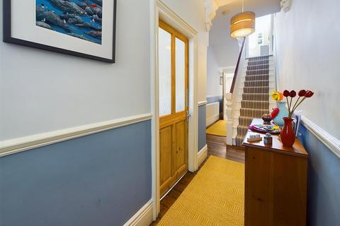 5 bedroom terraced house for sale, Beech Grove, Whitley Bay