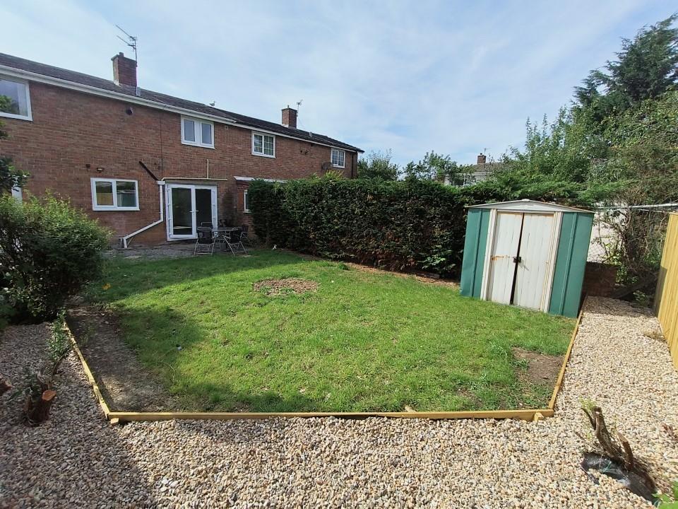 GARDEN 2.jpg